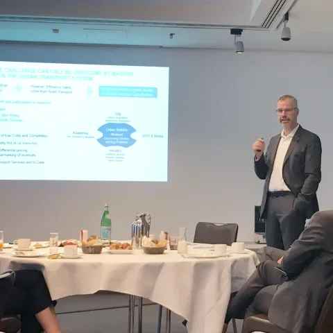 Frühstücksdebatte "Intelligente Mobilität"