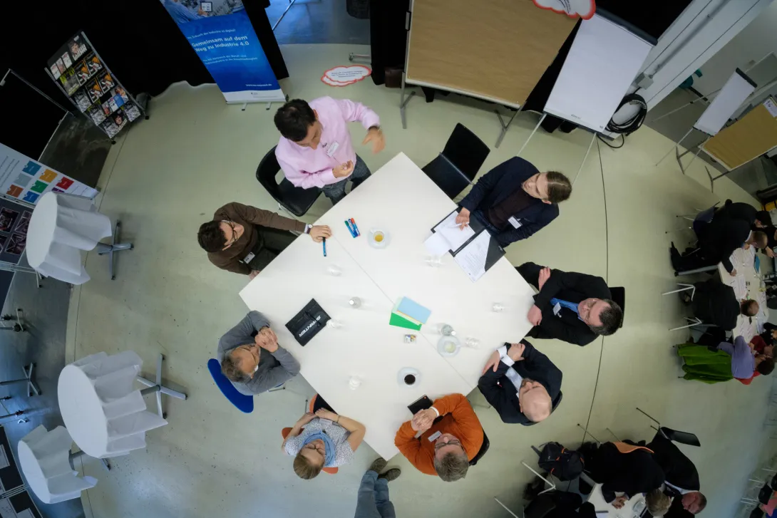Digitalforum Assistenzsysteme und Arbeitsbedingungen